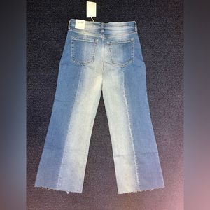 Sneak Peek High rise Jeans